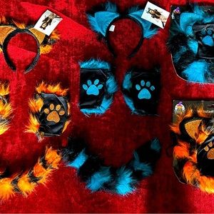 Child’s‎ Halloween costume